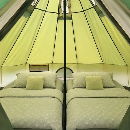 Wellness Glamping